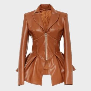 Veste en cuir corset